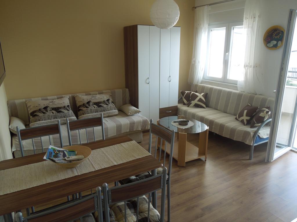 Apartments Meleh Crikvenica Quarto foto