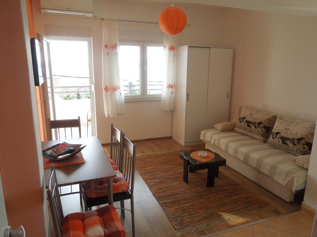Apartments Meleh Crikvenica Quarto foto